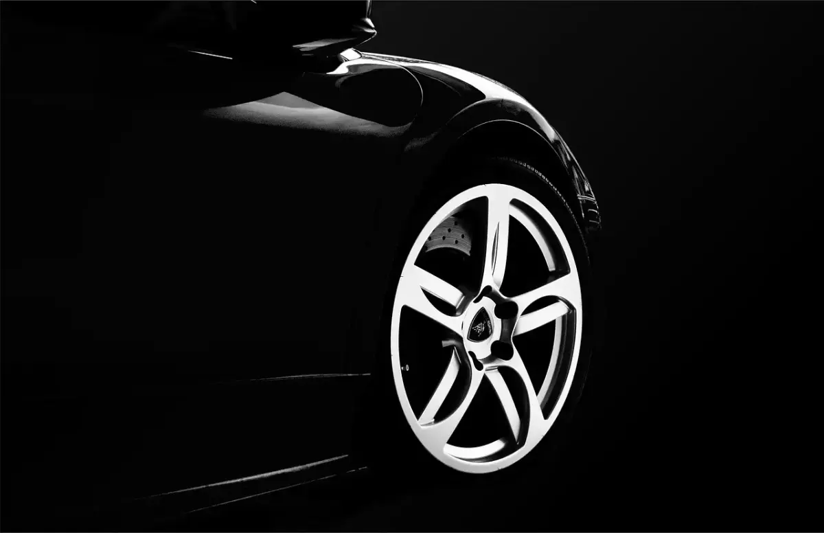 Die 10 schnellsten Autos der Welt: Ranking und Fakten