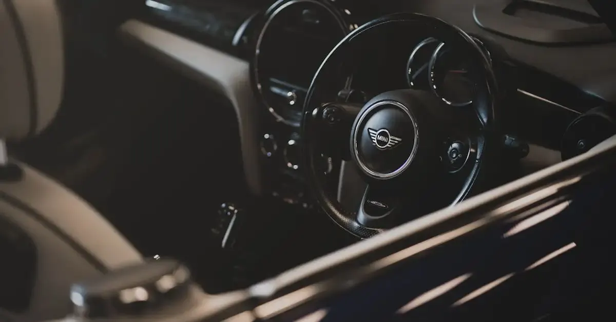 Mini auto beige
